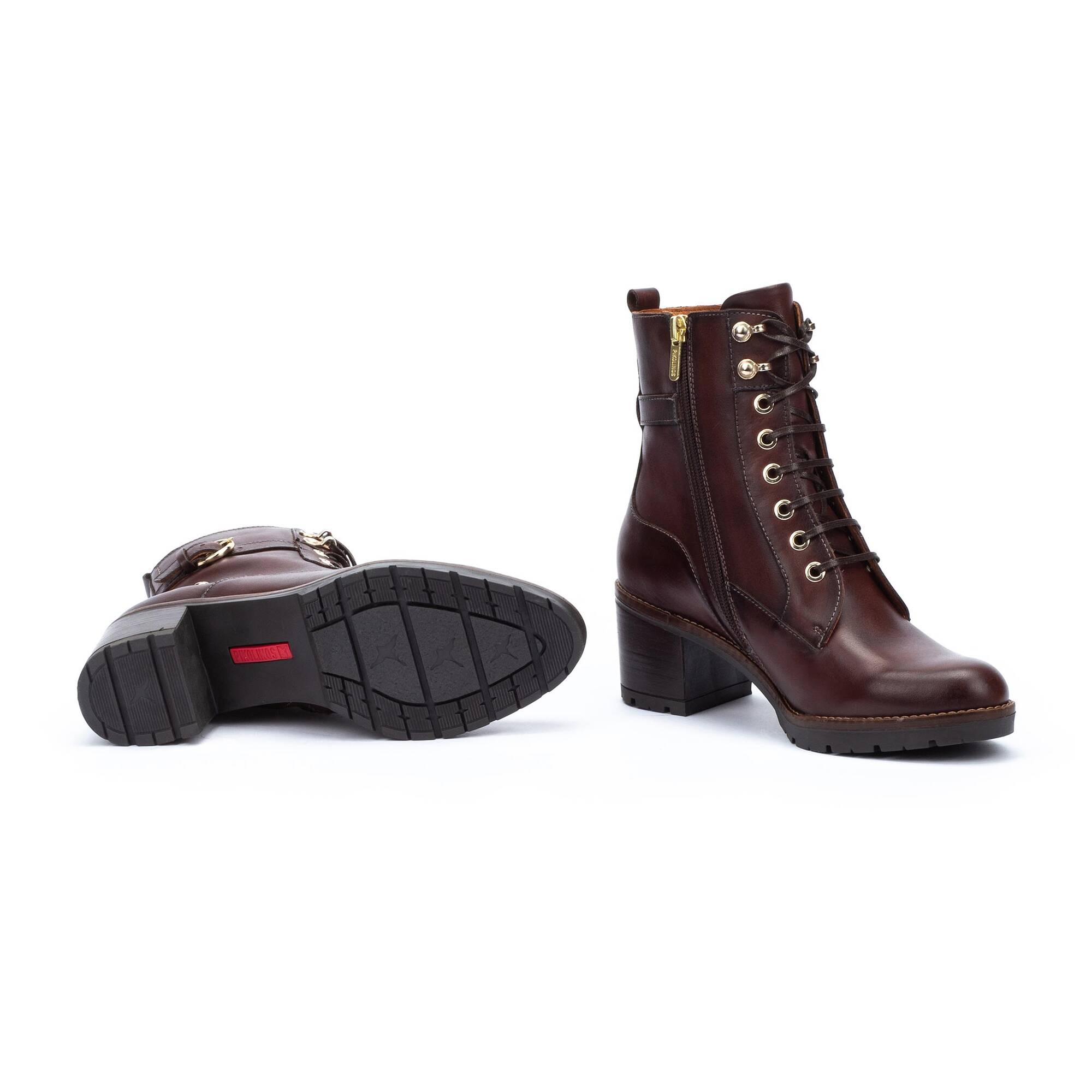 Pikolinos boots sale best sale