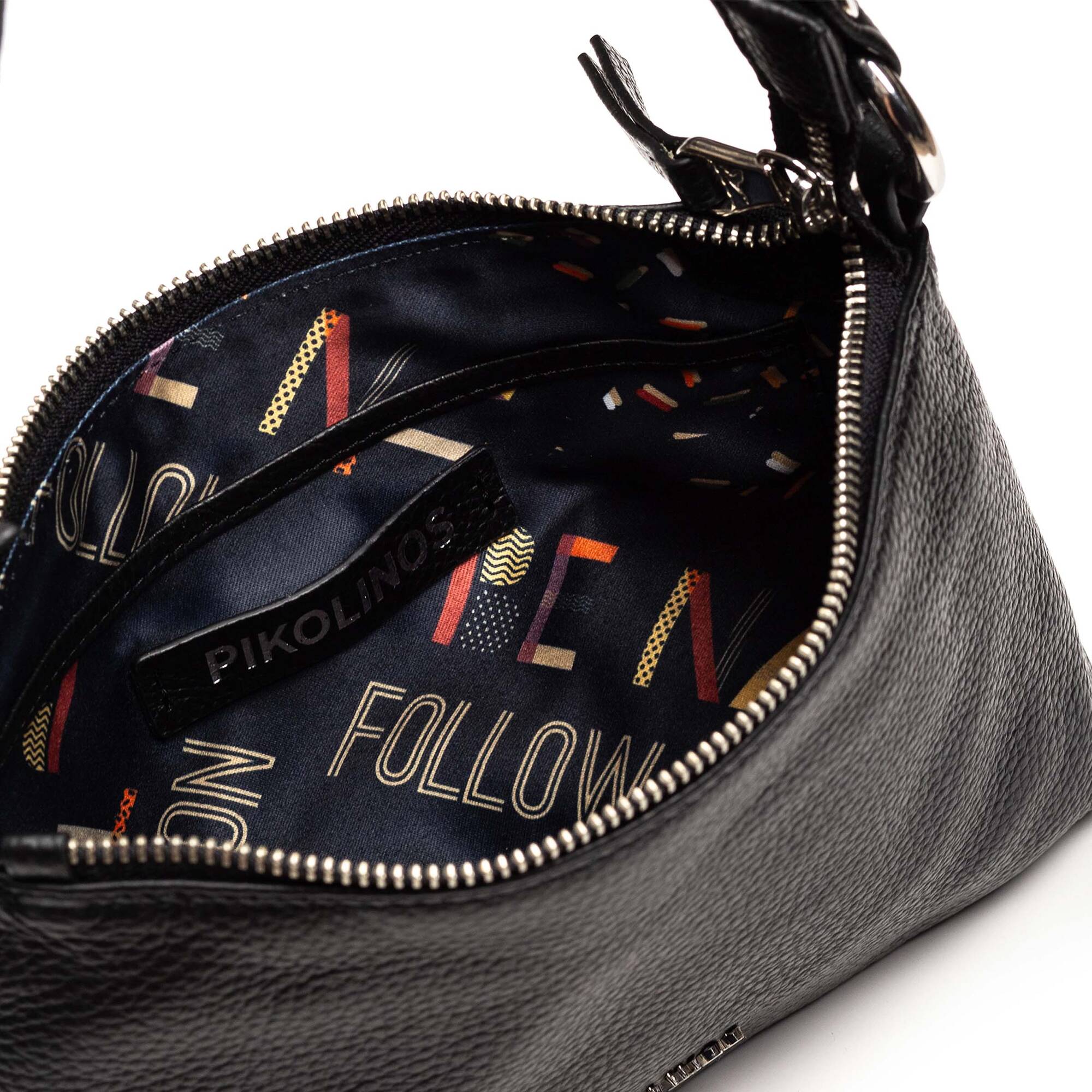 null | DURANGO WHA-1133, BLACK, large image number 100-WHA-1133_000_Pikolinos_DURANGO_BLACK_full.jpg | null