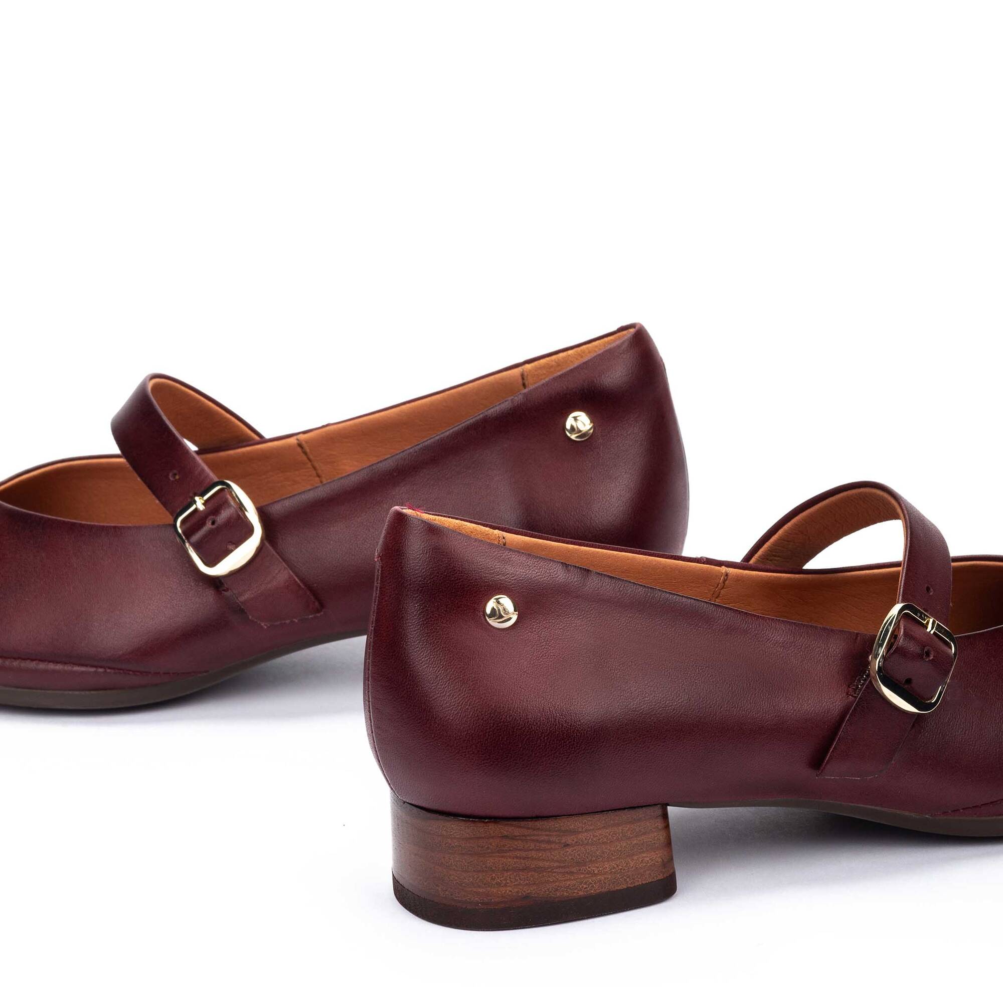 Heels | UBEDA HAW2N-5592, GARNET, large image number 60-HAW2N-5592_511_Pikolinos_UBEDA_GARNET_full.jpg | null