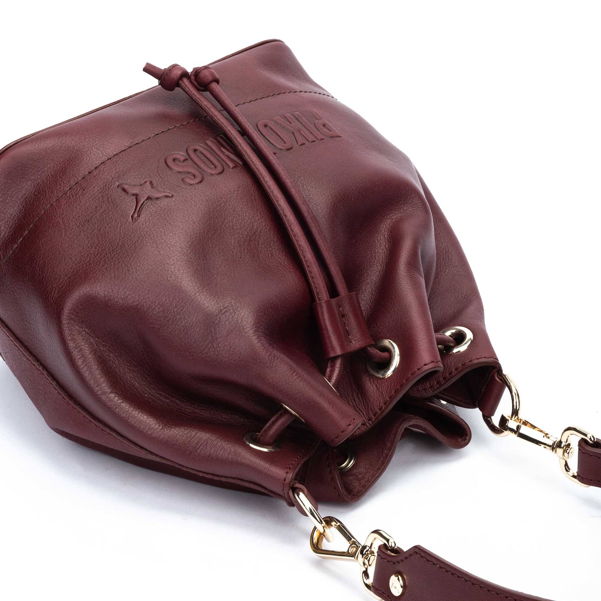 null | BAEZA WHA-539, GARNET, large image number 60-WHA-539_511_Pikolinos_BAEZA_GARNET_full.jpg | null