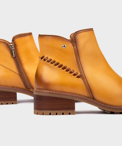 Heeled ankle boots | MEDINA W0D-8871 | VAINILLA | Pikolinos