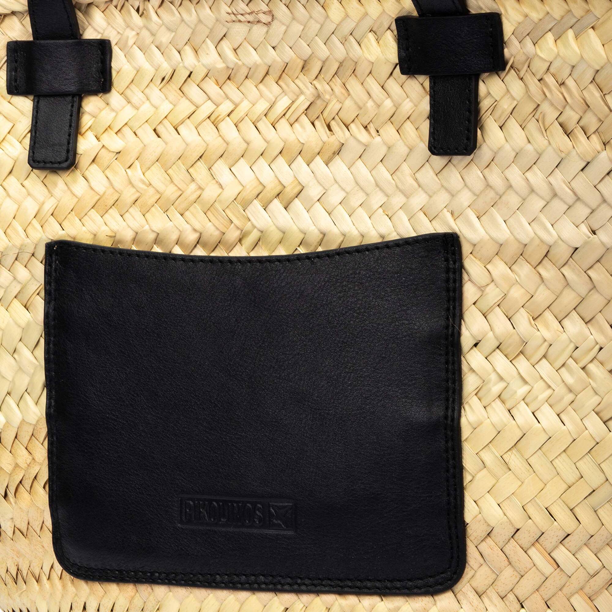 null | ORIO WHA-384, BLACK, large image number 60-WHA-384_000_Pikolinos_ORIO_BLACK_full.jpg | null