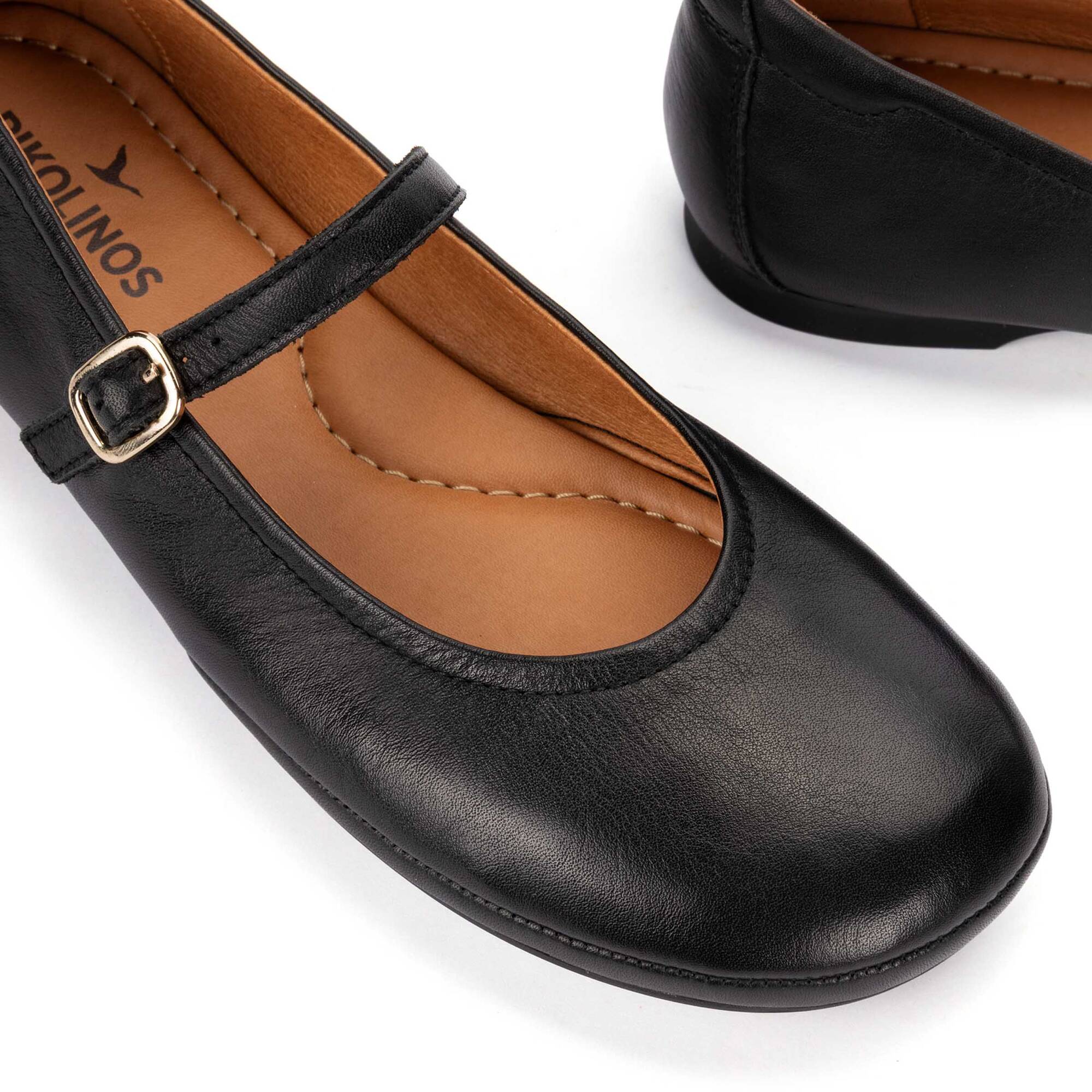 Ballerines | CARMONA W2S-2631CO, BLACK, large image number 60-W2S-2631CO_000_Pikolinos_CARMONA_BLACK_full.jpg | null