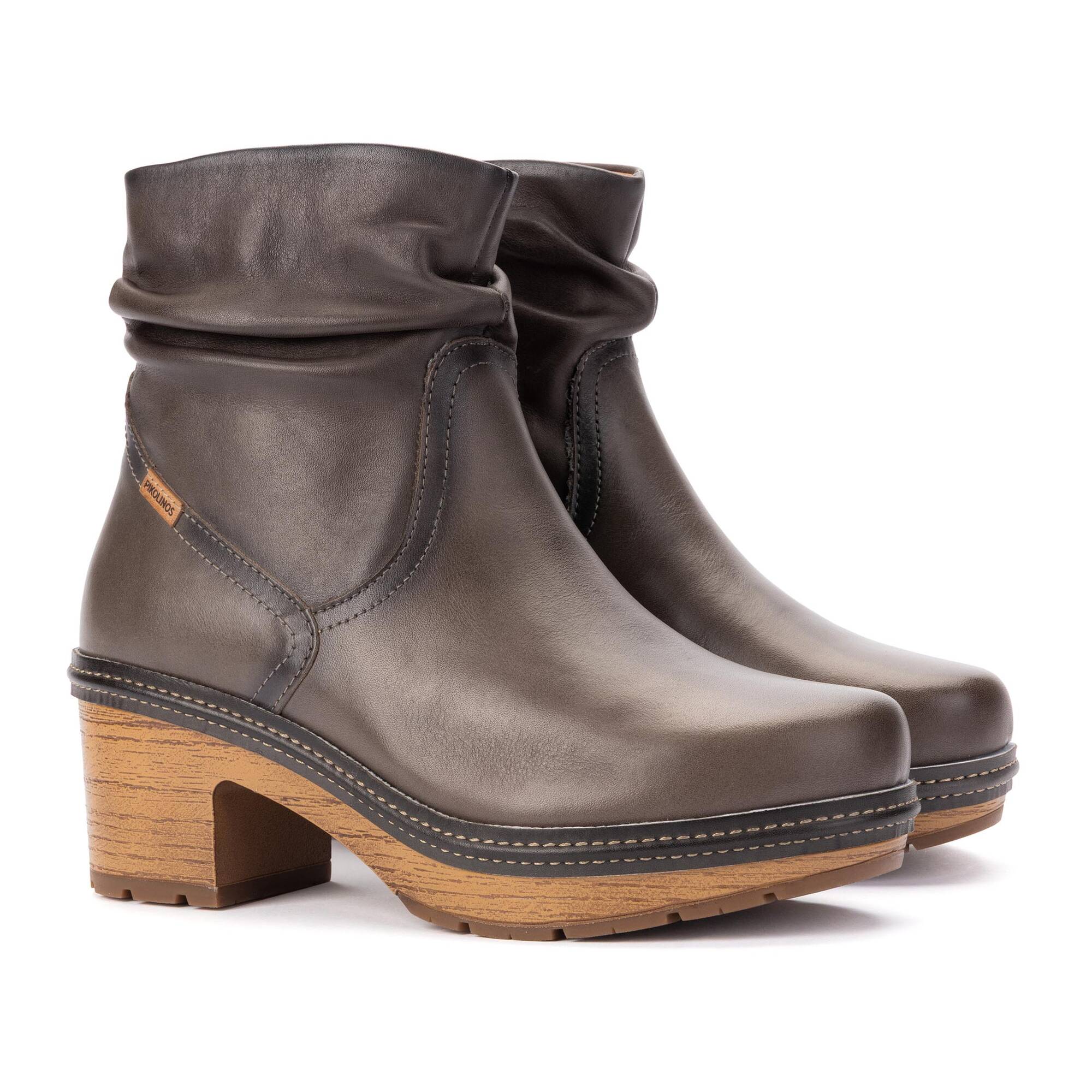 Heeled Booties | SORT W6F-8887, CENIZA, large image number 20-W6F-8887_051_Pikolinos_SORT_CENIZA_full.jpg | null