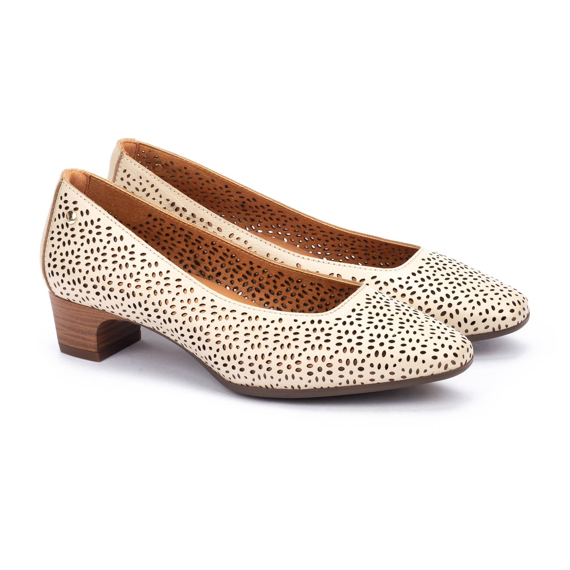 Hakschoenen | MANISES W2X-5657, MARFIL, large image number 20-W2X-5657_807_Pikolinos_MANISES_MARFIL_full.jpg | null