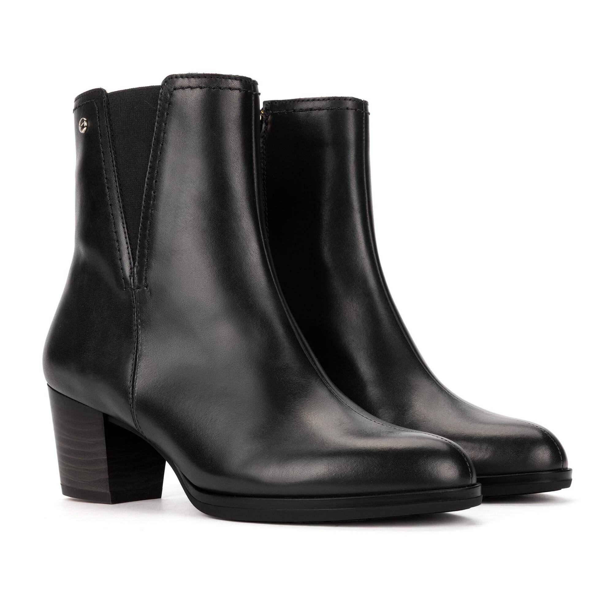 Heeled ankle boots | ZAMORA W0E-8628, BLACK, large image number 20-W0E-8628_000_Pikolinos_ZAMORA_BLACK_full.jpg | null