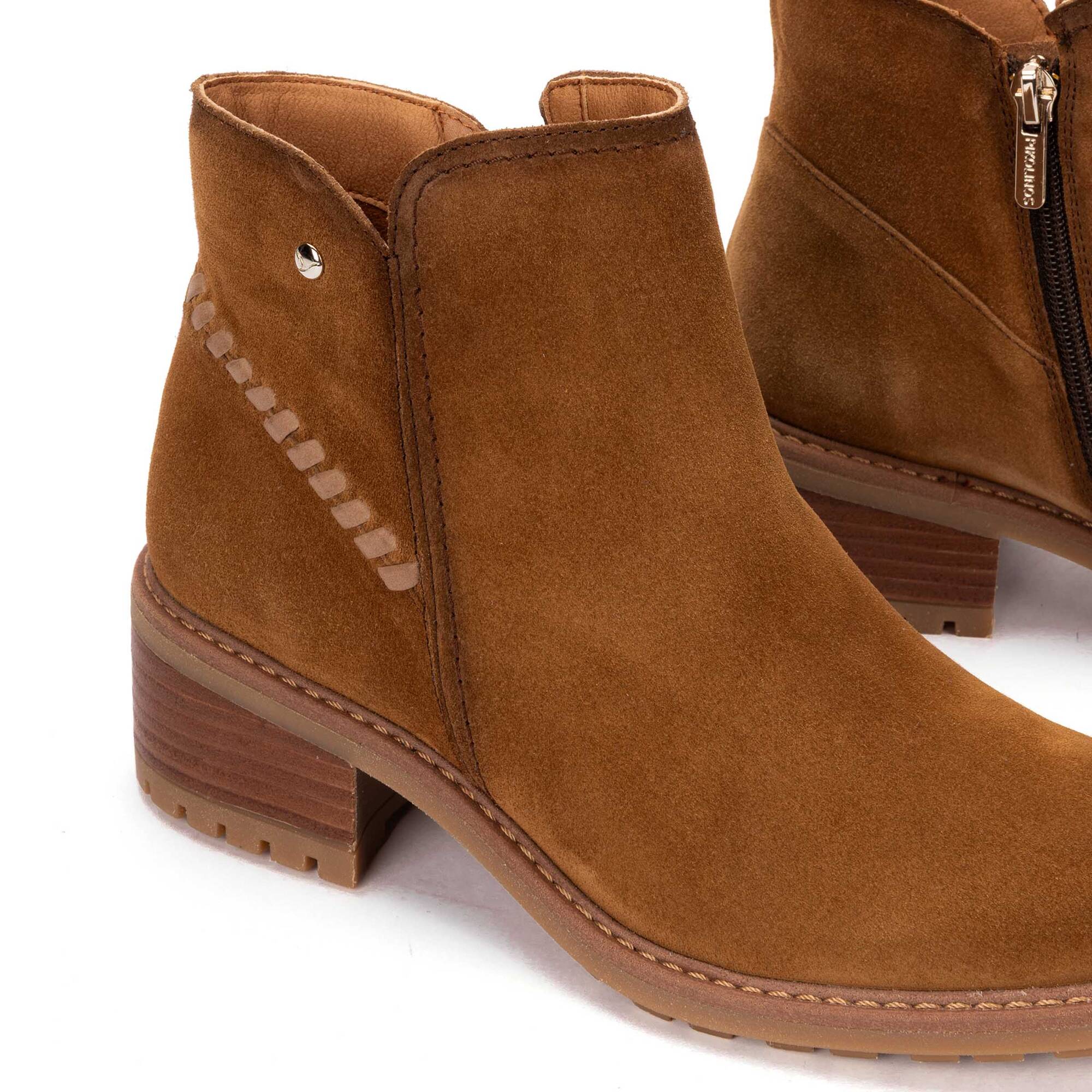 Botines con Tac&oacute;n | MEDINA W0D-8871SE, BRANDY, large image number 60-W0D-8871SE_250_Pikolinos_MEDINA_BRANDY_full.jpg | null