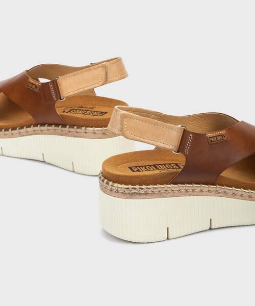 Wedges and platforms | GOMERA W0K-0606C1 | BRANDY | Pikolinos