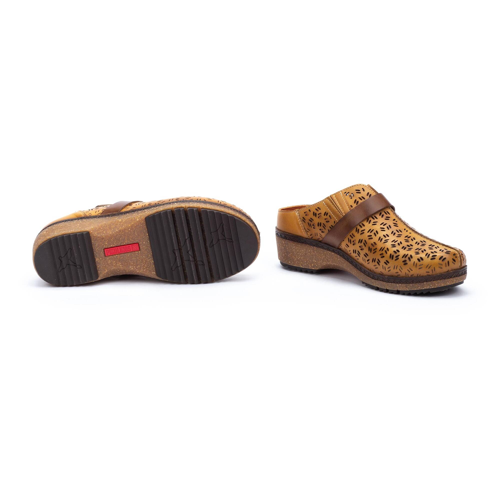 Zuecos | GRANADA W0W-1965, HONEY, large image number 70-W0W-1965_767_Pikolinos_GRANADA_HONEY_full.jpg | null