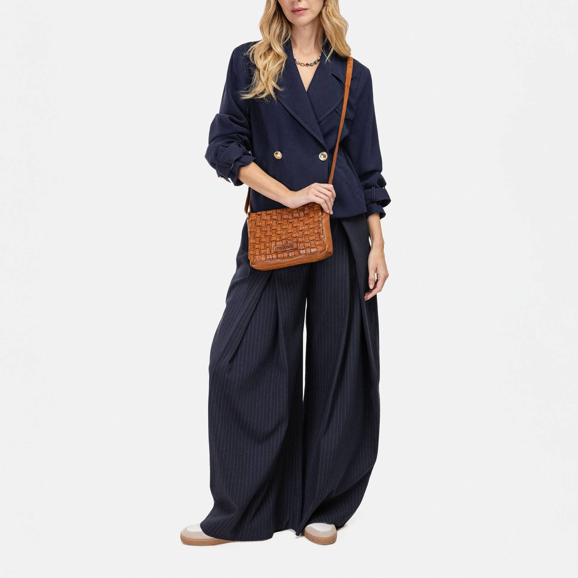 null | AMER WHA-1107, BRANDY, large image number 90-WHA-1107_250_Pikolinos_AMER_BRANDY_full.jpg | null