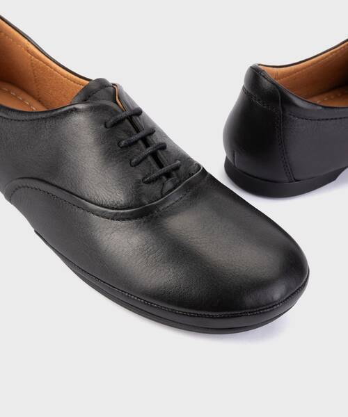 Zapatos planos | CARMONA W2S-4540CO | BLACK | Pikolinos