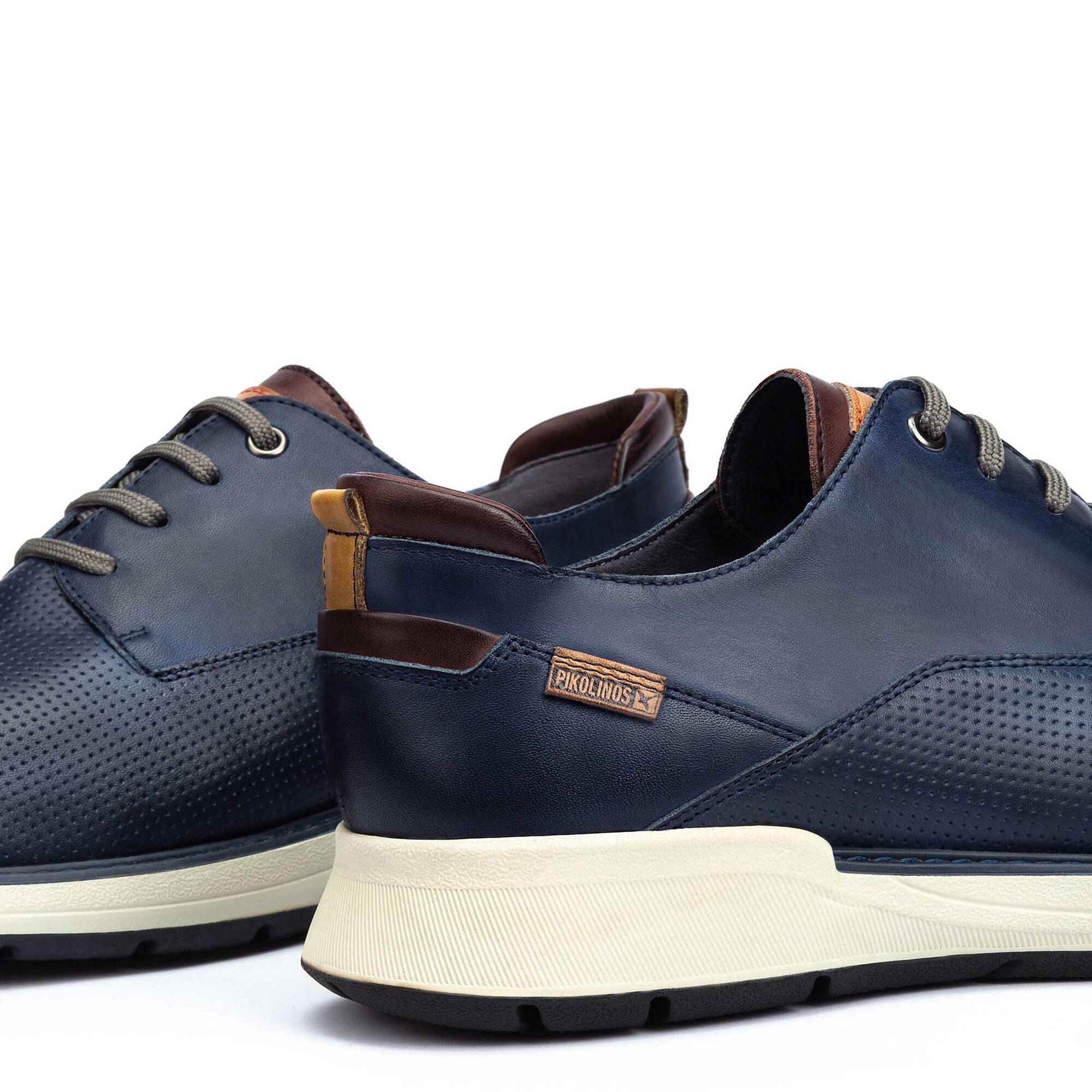 Schn&uuml;rshuche | BUSOT PKM7S-4388, BLUE, large image number 60-PKM7S-4388_300_Pikolinos_BUSOT_BLUE_full.jpg | null