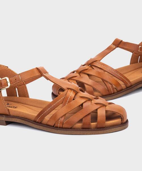 Flat Sandals | NAVIA W3E-0637 | BRANDY | Pikolinos