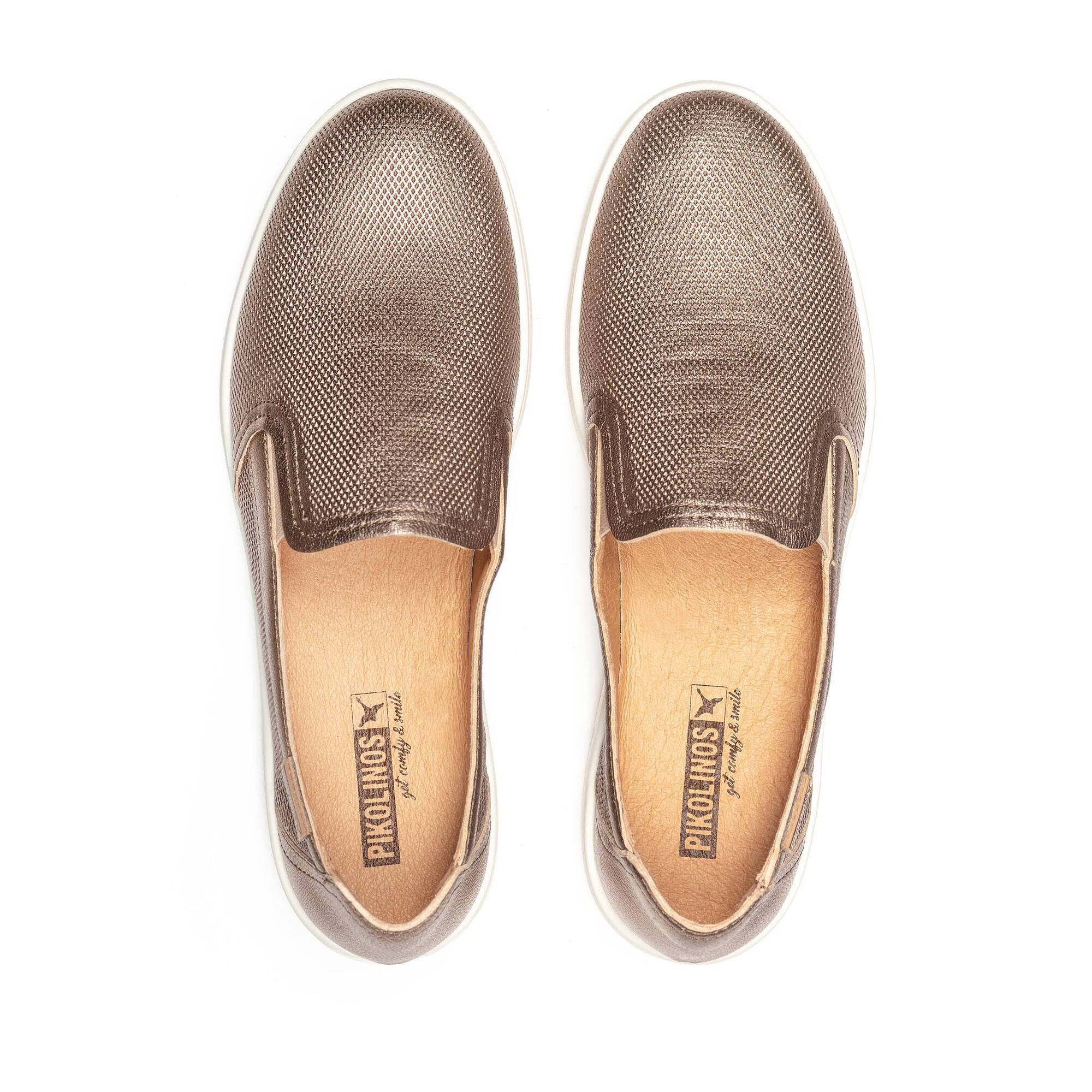 Mocasines | MADRID W8A-3892CL, STONE, large image number 100-W8A-3892CL_090_Pikolinos_MADRID_STONE_full.jpg | null