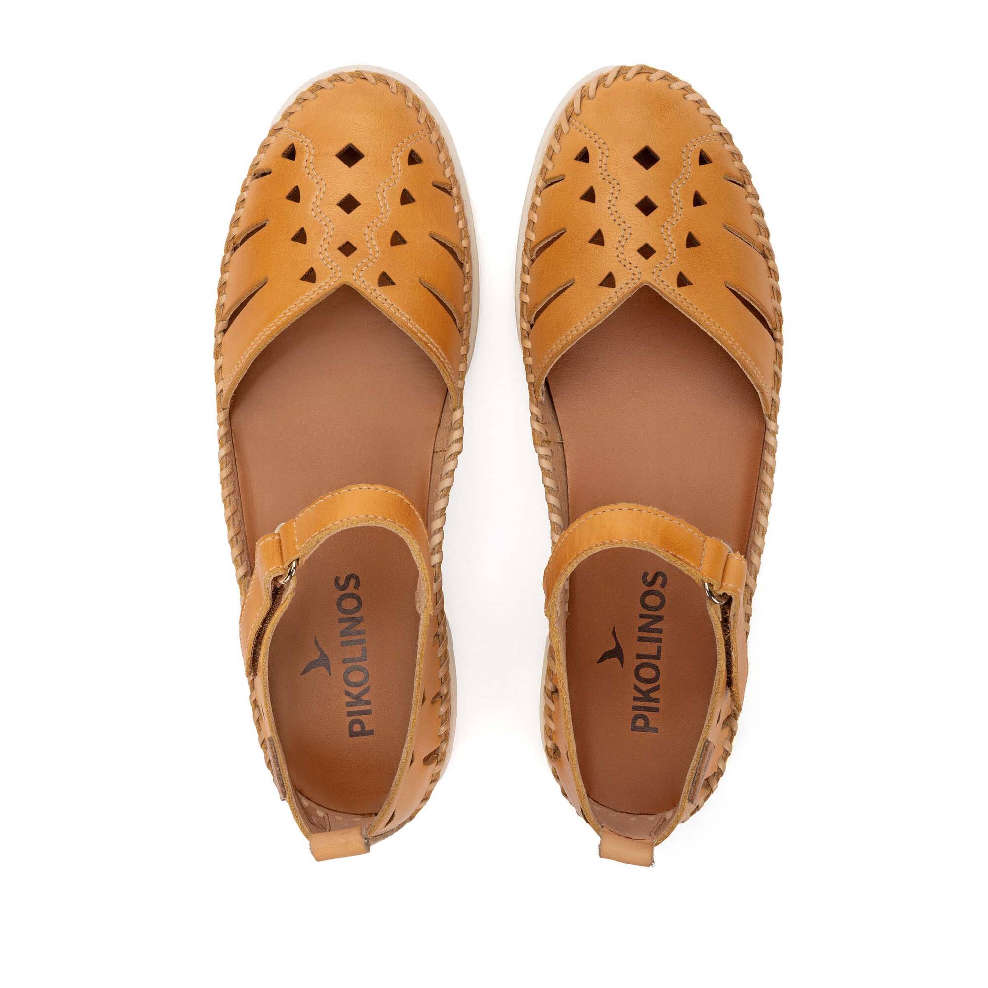 Semi abierto | TENERIFE W8D-0885C1, VAINILLA, large image number 100-W8D-0885C1_758_Pikolinos_TENERIFE_VAINILLA_full.jpg | null