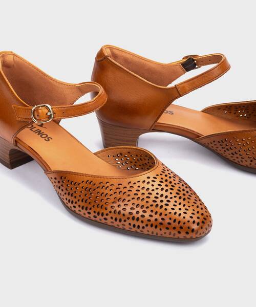 Heels | MANISES W2X-5661 | BRANDY | Pikolinos