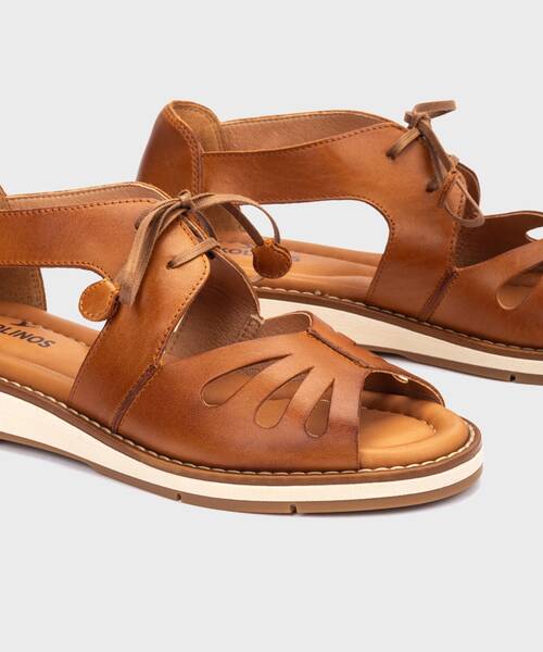Flat Sandals | ROQUETAS W9B-0947 | BRANDY | Pikolinos