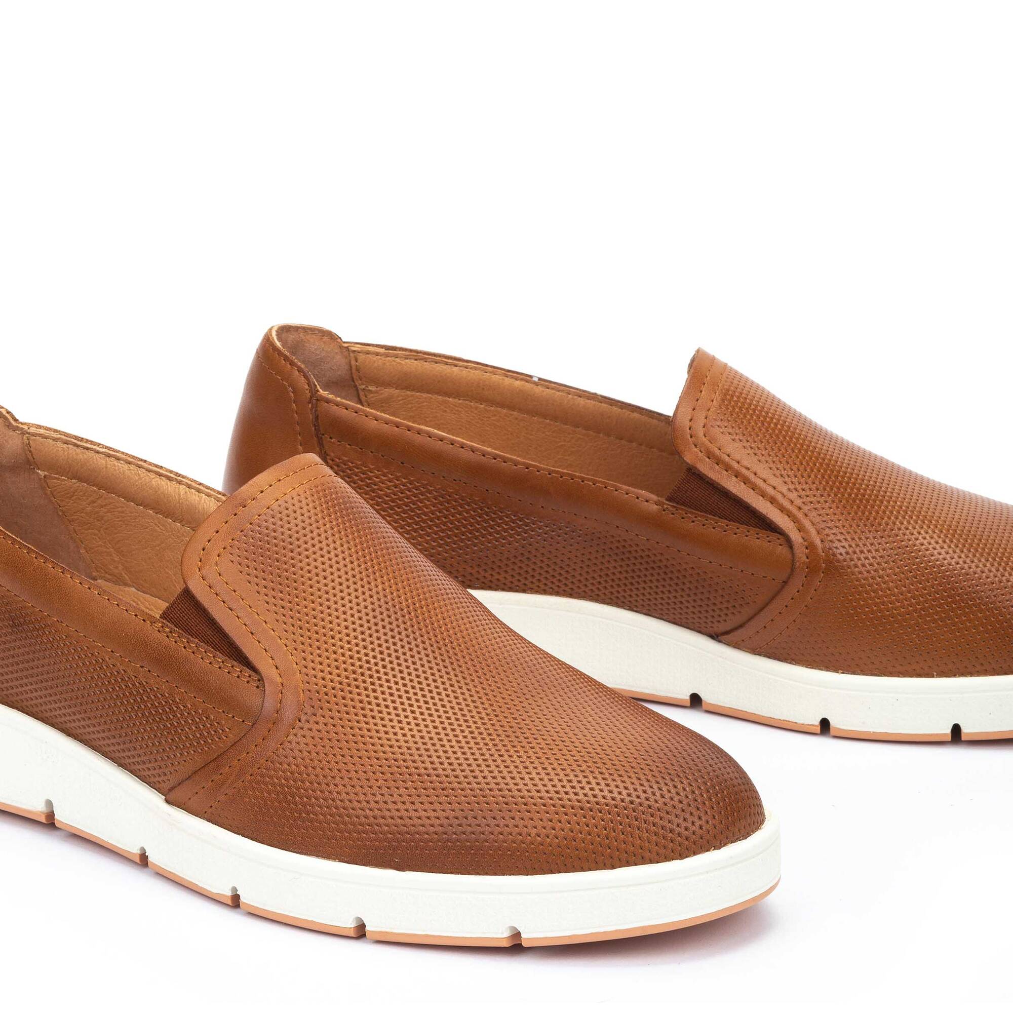 Mocasines | MADRID W8A-3892, BRANDY, large image number 60-W8A-3892_250_Pikolinos_MADRID_BRANDY_full.jpg | null