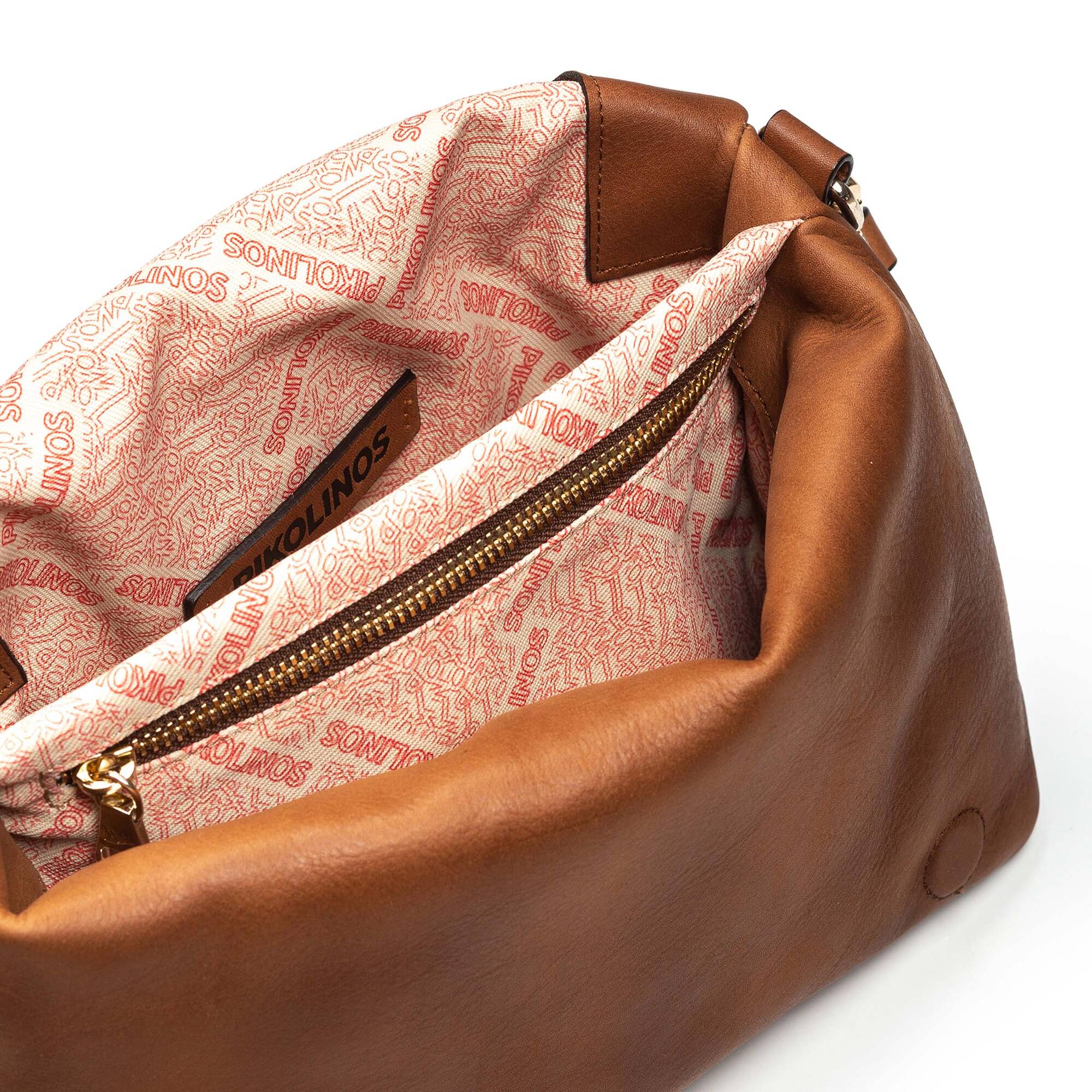 null | PAU WHA-1113C1, CUERO, large image number 100-WHA-1113C1_202_Pikolinos_PAU_CUERO_full.jpg | null