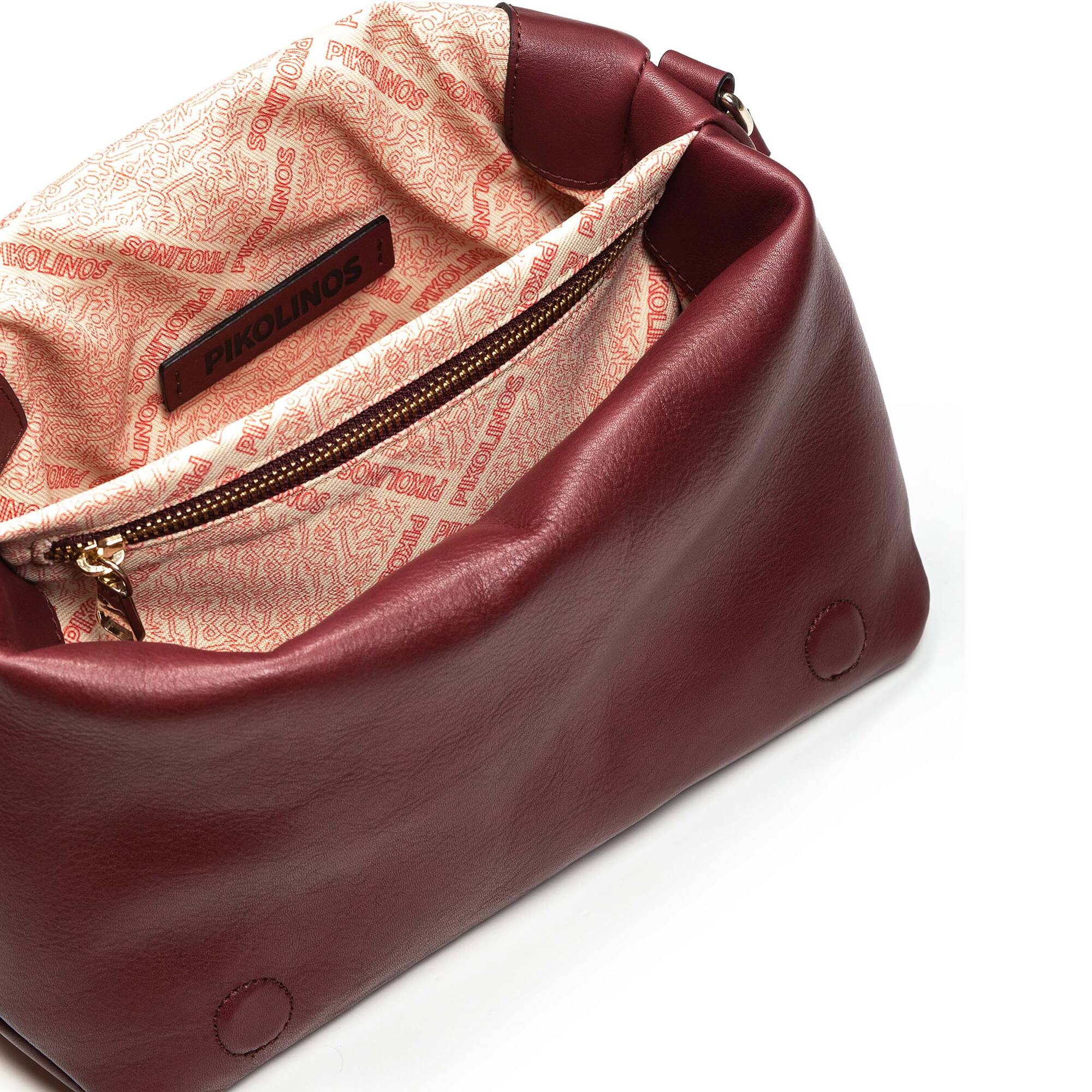 null | PAU WHA-1113C1, GARNET, large image number 100-WHA-1113C1_511_Pikolinos_PAU_GARNET_full.jpg | null