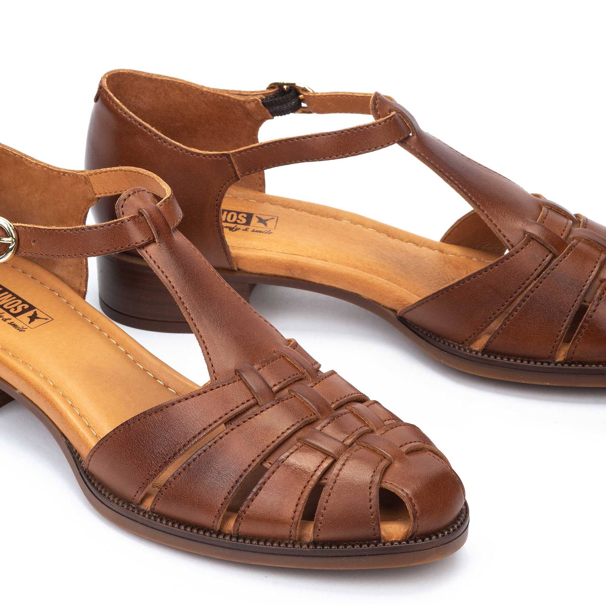 Semi abierto | VALENCIA W7D-1835, CUERO, large image number 60-W7D-1835_202_Pikolinos_VALENCIA_CUERO_full.jpg | null