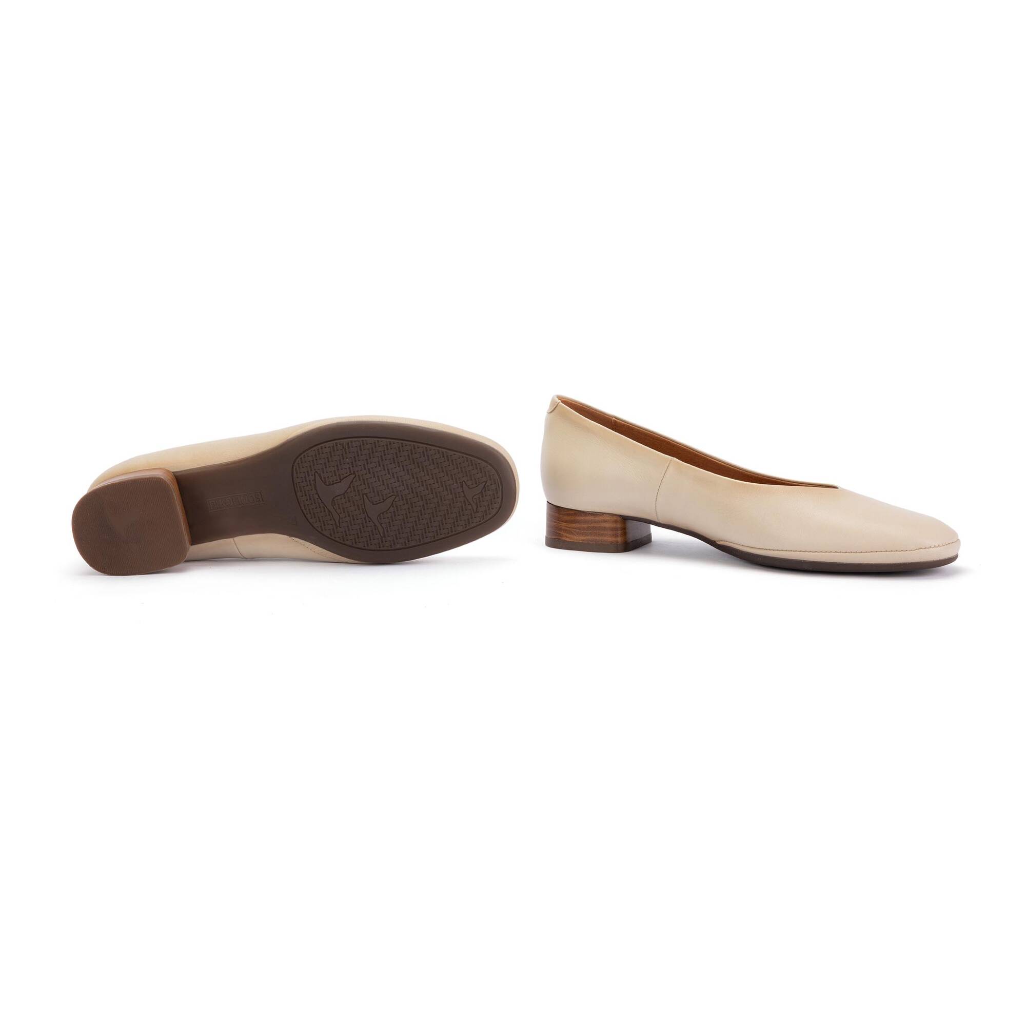 Zapatos tac&oacute;n | UBEDA HAW2N-5627CO, MARFIL, large image number 70-HAW2N-5627CO_807_Pikolinos_UBEDA_MARFIL_full.jpg | null