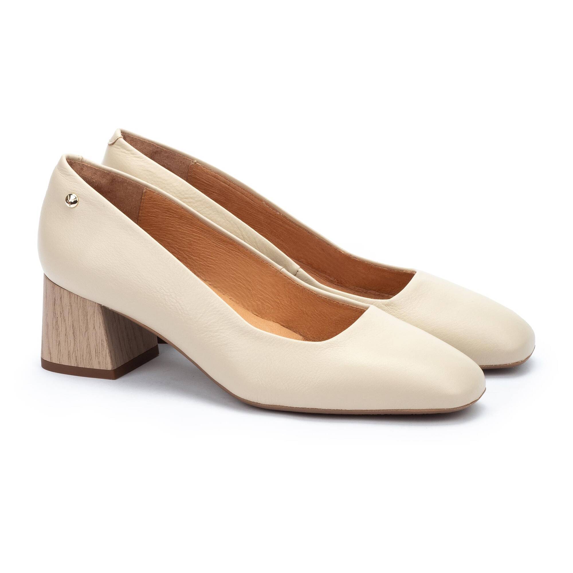 Pikolinos heels deals
