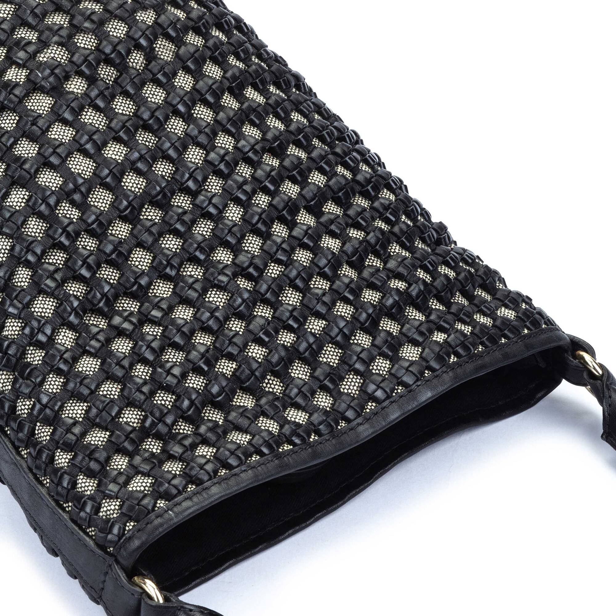 null | MIRAMAR WHA-531, BLACK, large image number 60-WHA-531_000_Pikolinos_MIRAMAR_BLACK_full.jpg | null