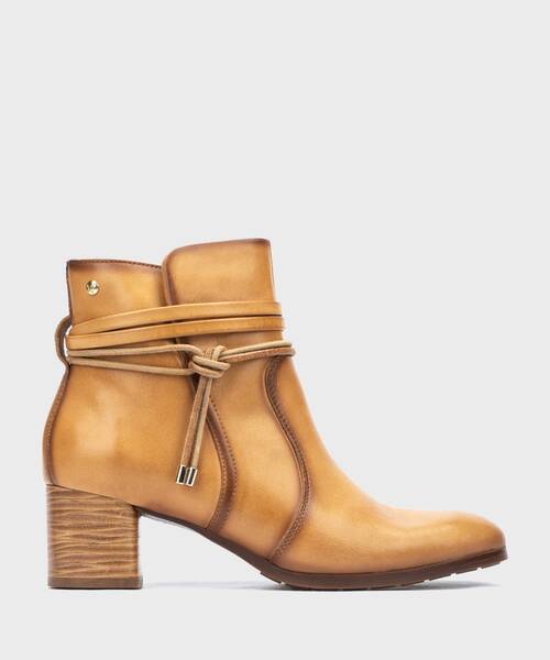 Botines de tacón | CALAFAT W1Z-8635 | ALMOND | Pikolinos