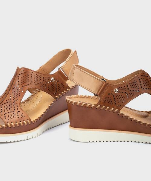 Sandals and Mules | AGUADULCE W3Z-1775C1 | BRANDY | Pikolinos