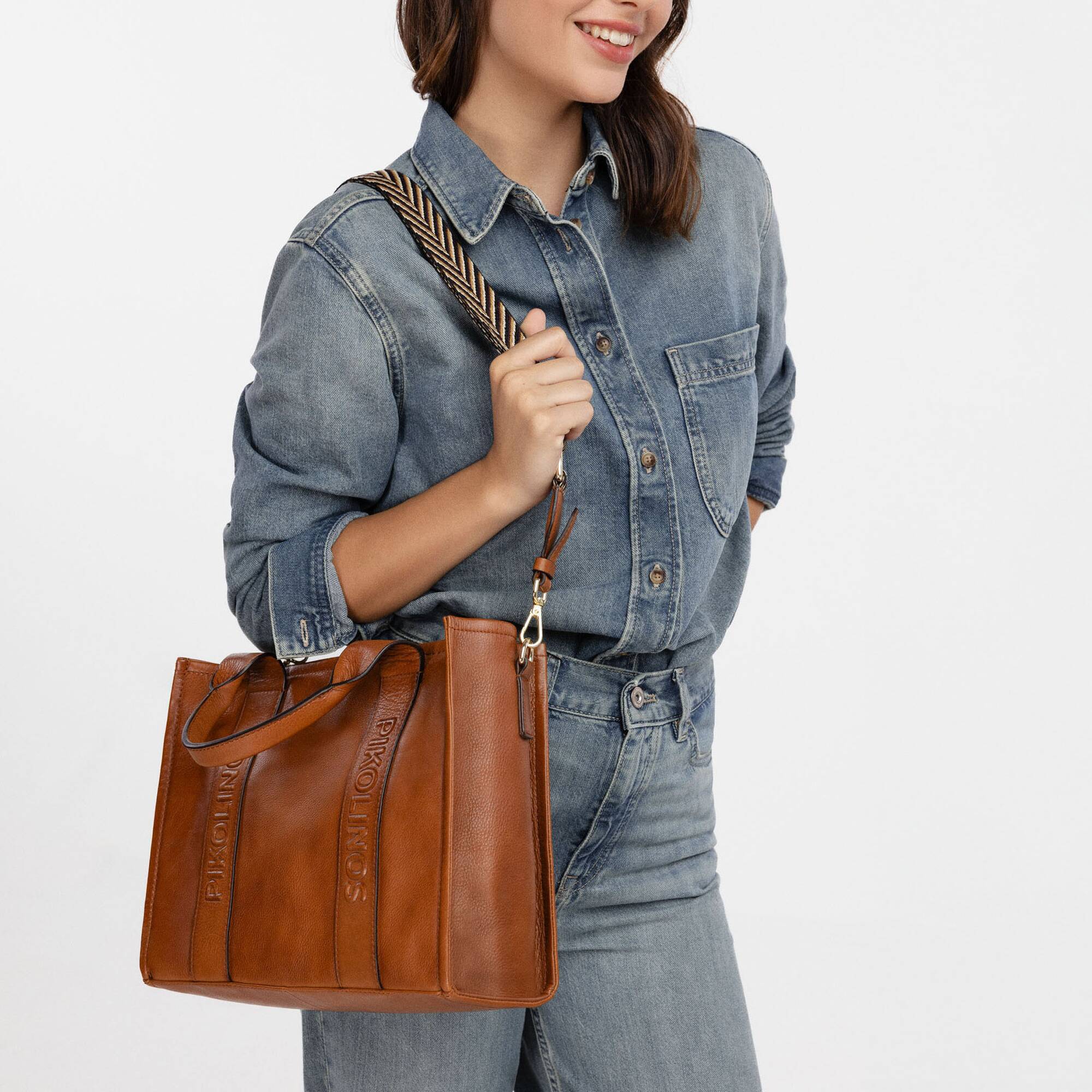 null | ALCUDIA WHA-354C2, BRANDY, large image number 90-WHA-354C2_250_Pikolinos_ALCUDIA_BRANDY_full.jpg | null