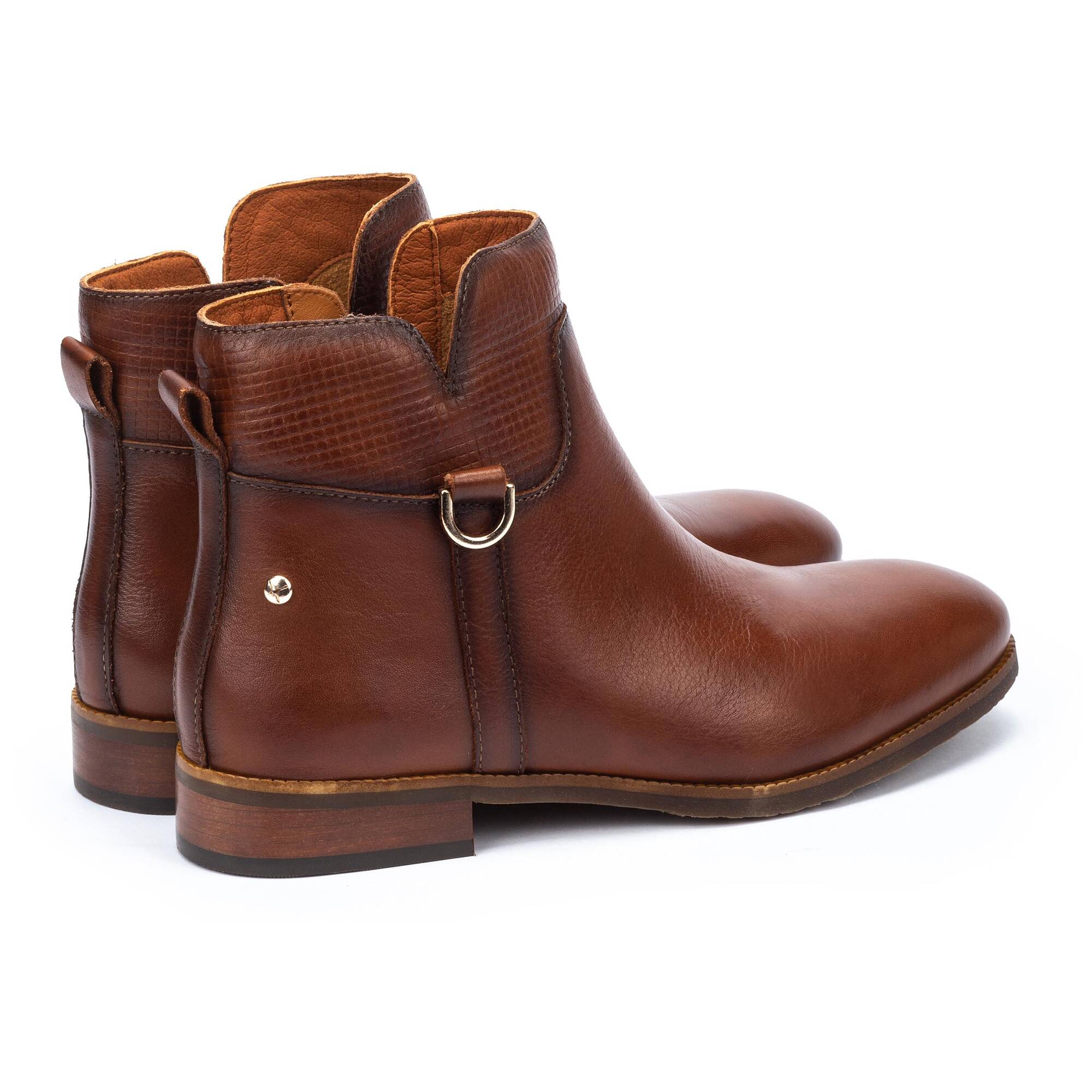 Pikolinos royal chelsea boots on sale