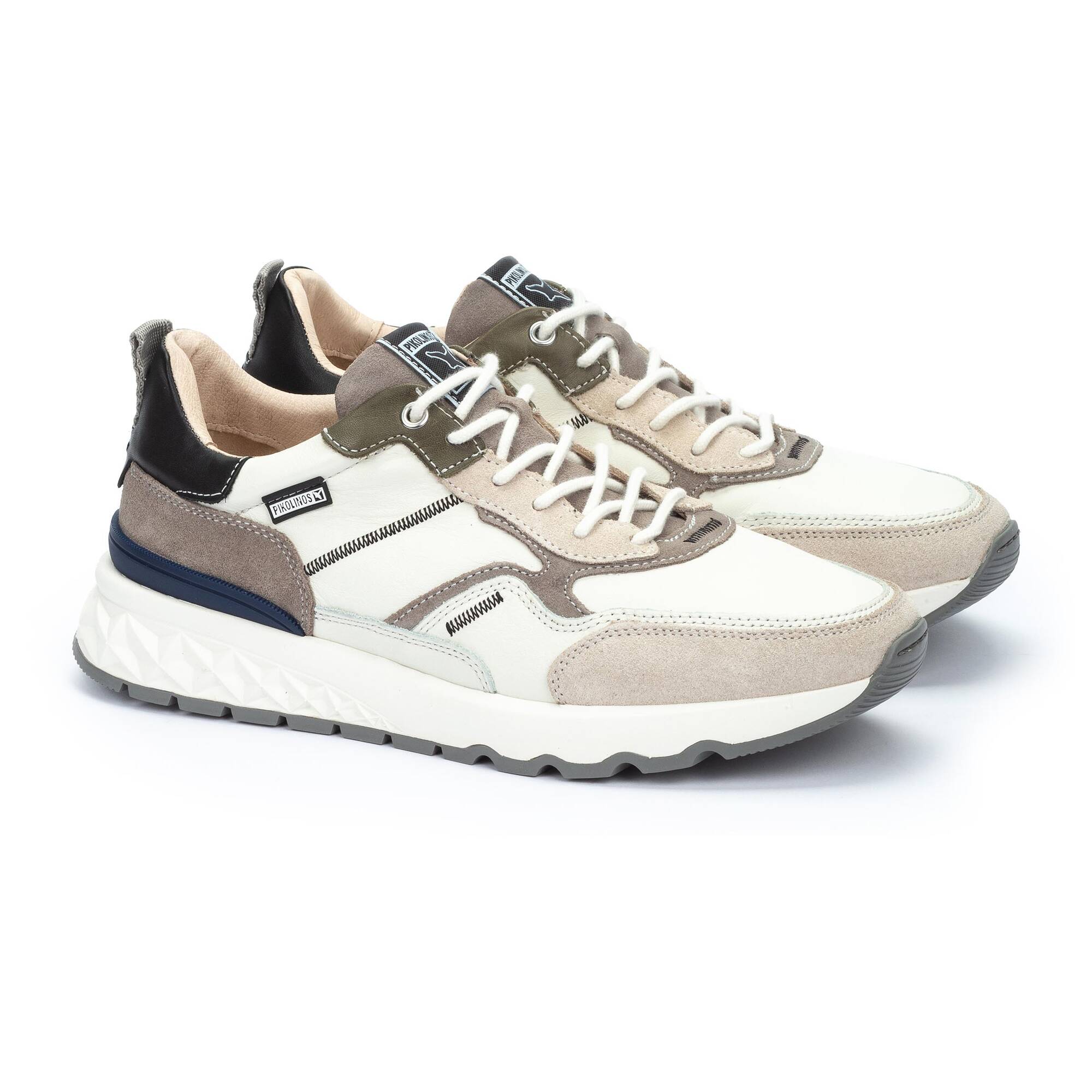 Pikolinos walking shoes shop