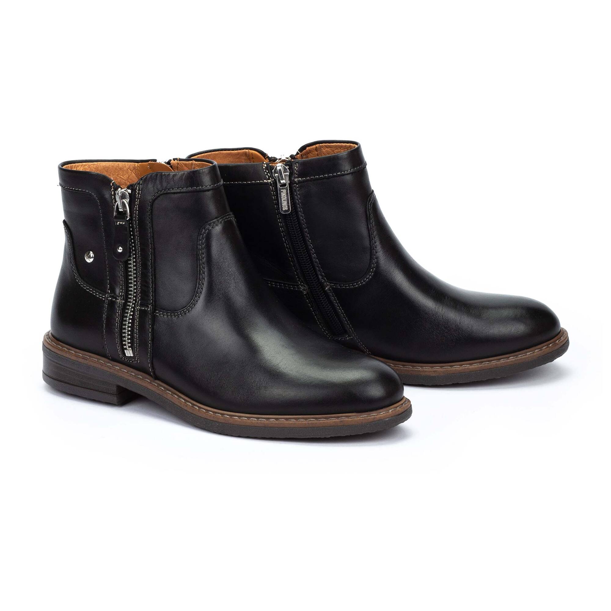 PIKOLINOS ブラックレザー アンクルブーツ Ankle boots with zip ALDAYA W8J-8747 | Outlet PIKOLINOS