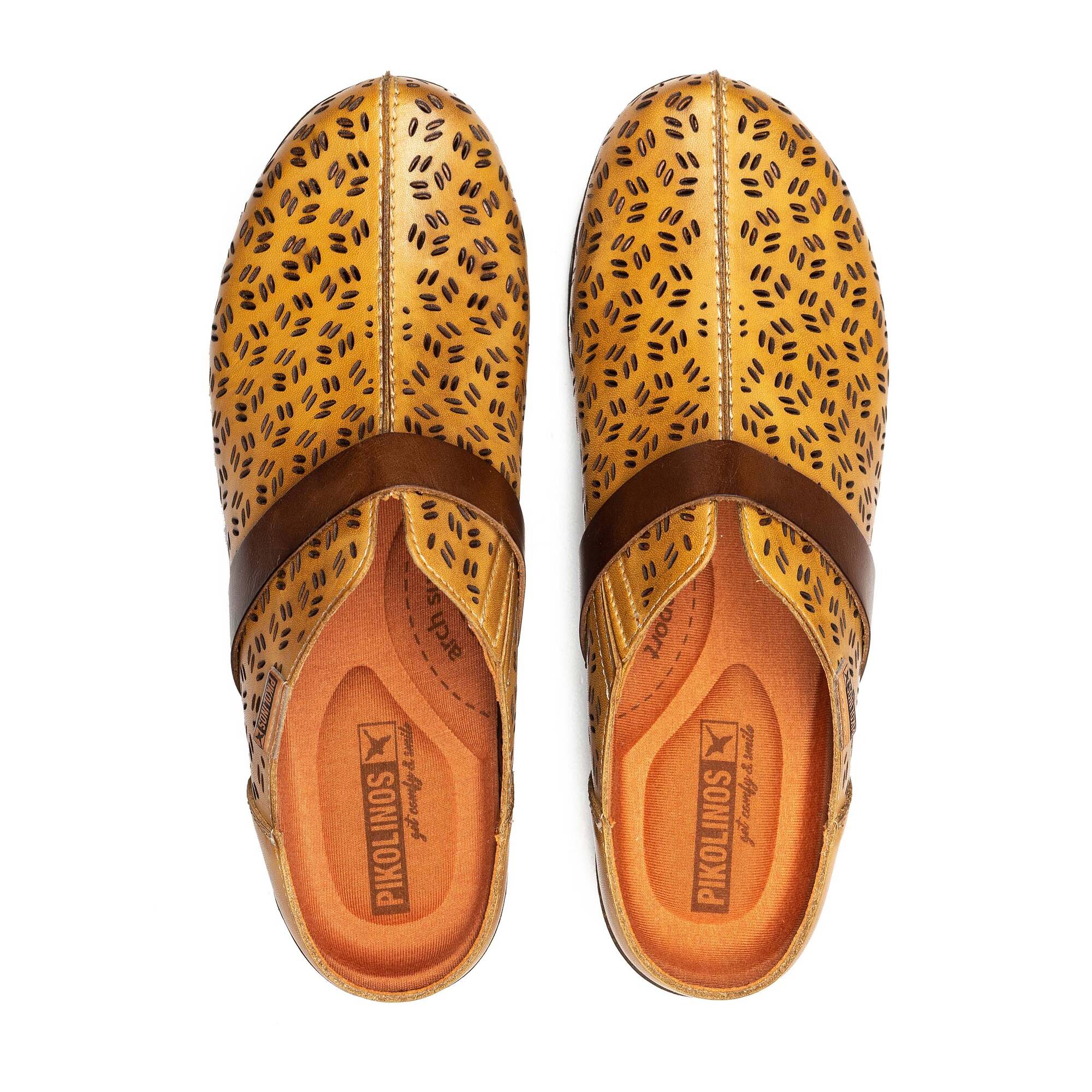 Zuecos | GRANADA W0W-1965, HONEY, large image number 100-W0W-1965_767_Pikolinos_GRANADA_HONEY_full.jpg | null