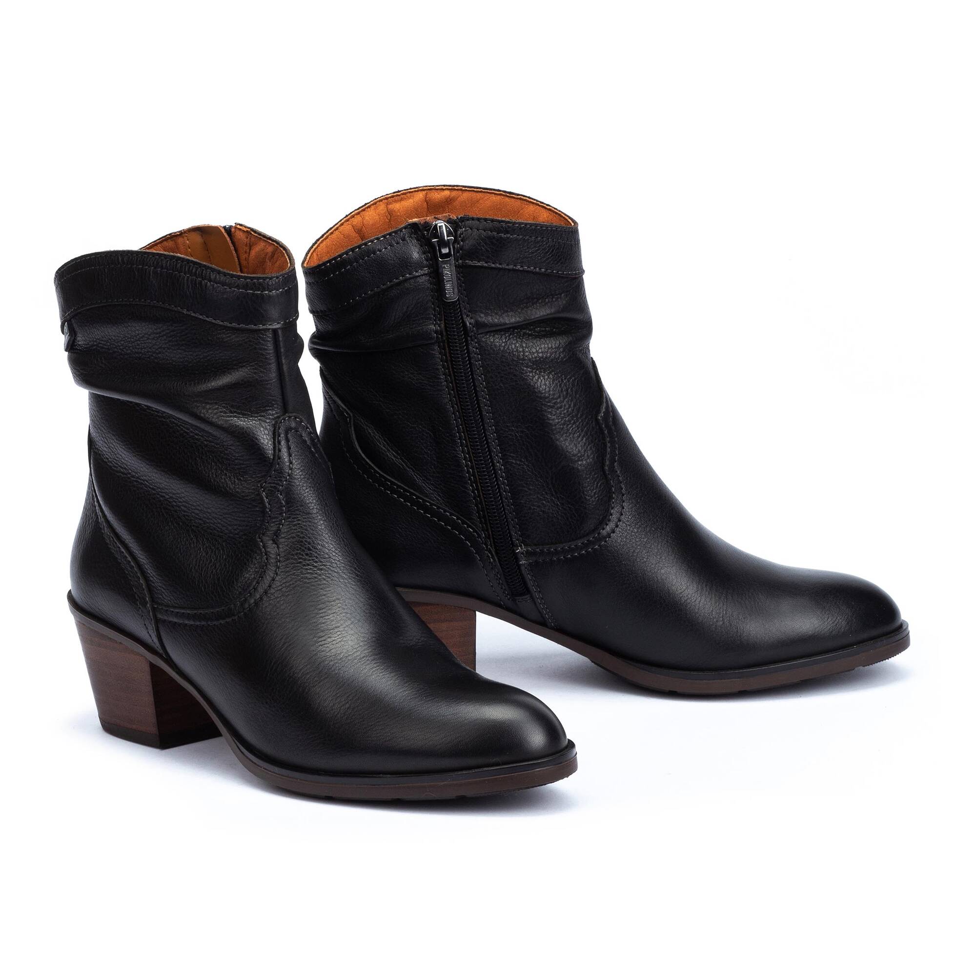 Women`s Leather Shoes CUENCA W4T-8810 |OUTLET Pikolinos
