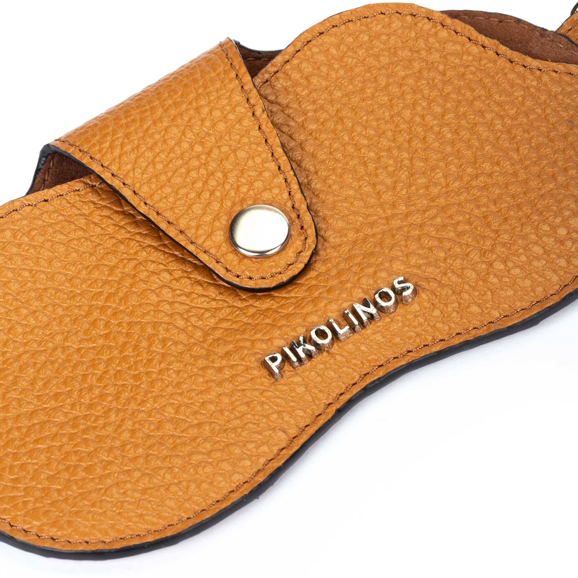 null | COMPLEMENTOS WAC-GC00, BRANDY, large image number 60-WAC-GC00_250_Pikolinos_COMPLEMENTOS_BRANDY_full.jpg | null