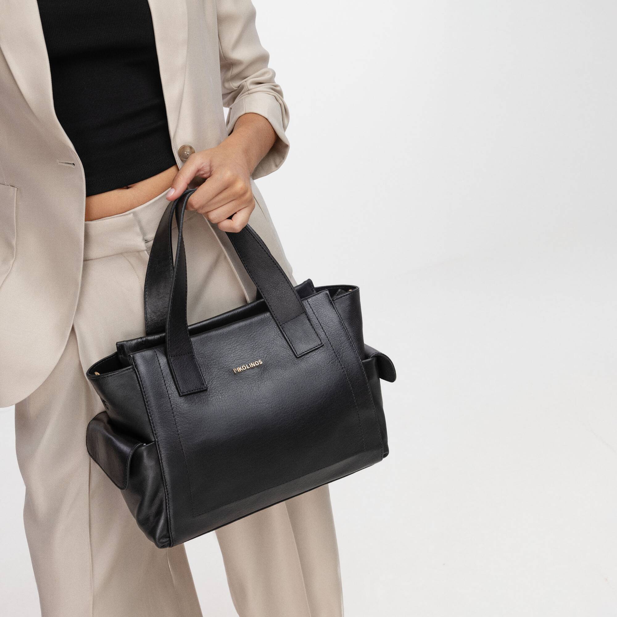 null | PAU WHA-374C1, BLACK, large image number 90-WHA-374C1_000_Pikolinos_PAU_BLACK_full.jpg | null