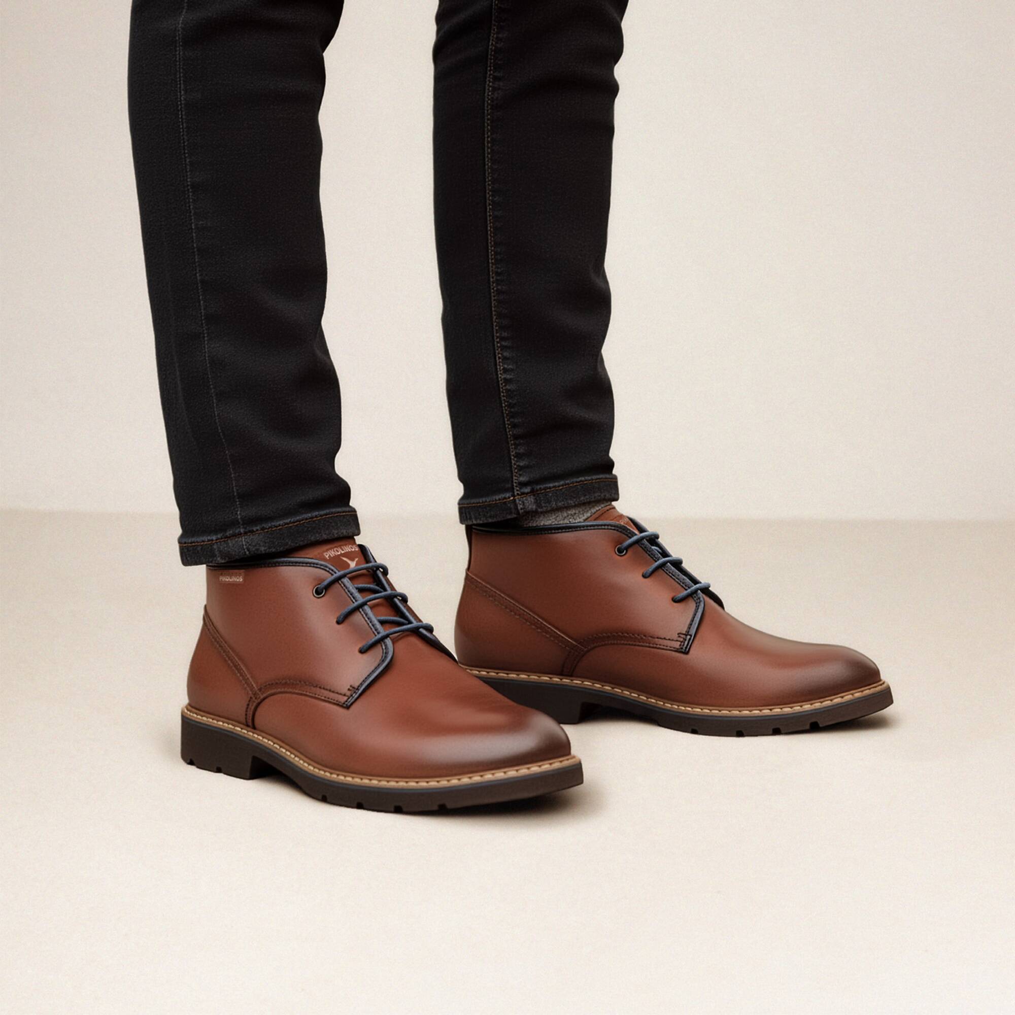 Boots | ALARCON M7D-8054C1, CUERO, large image number 90-M7D-8054C1_202_Pikolinos_ALARCON_CUERO_full.jpg | null