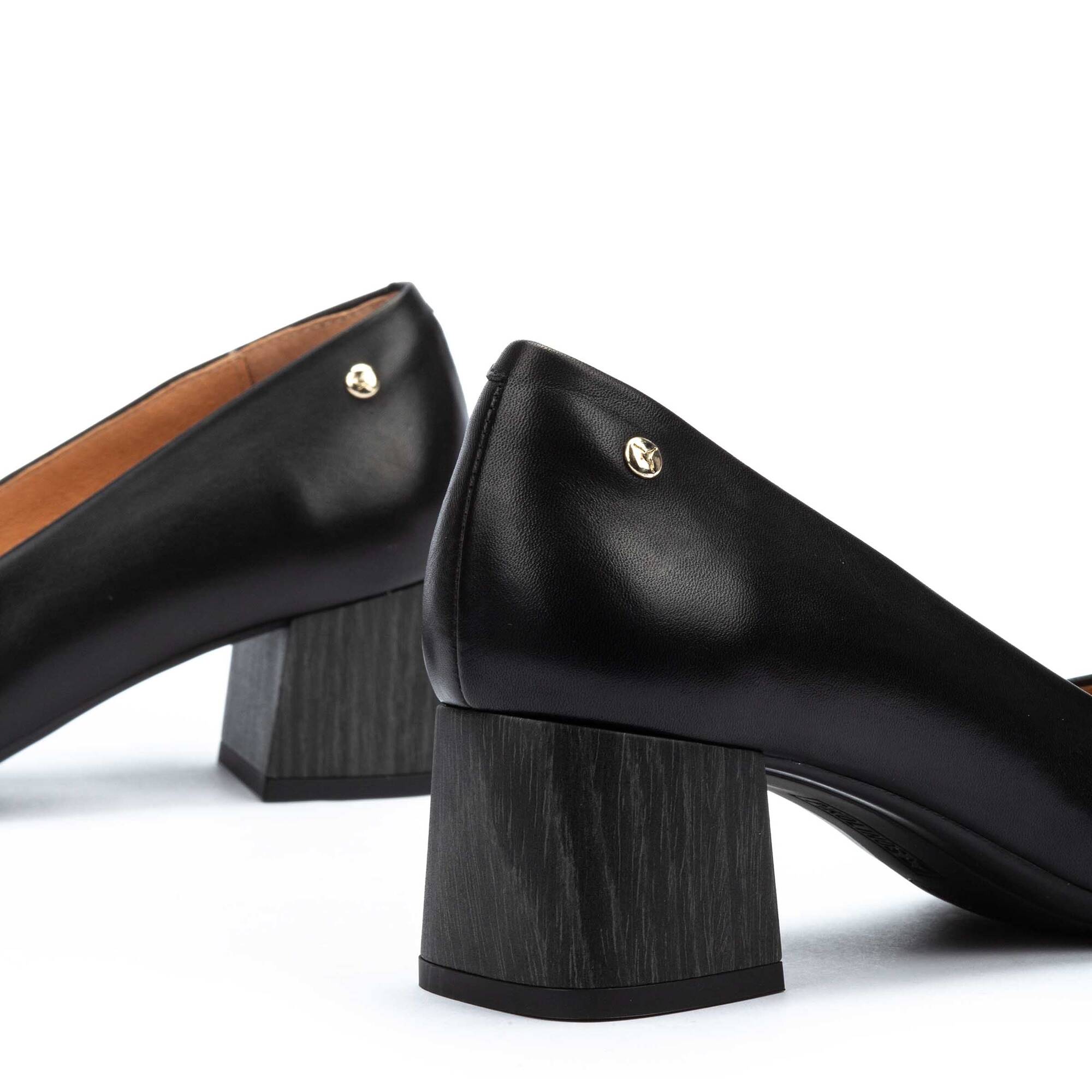 Pikolinos pumps new arrivals