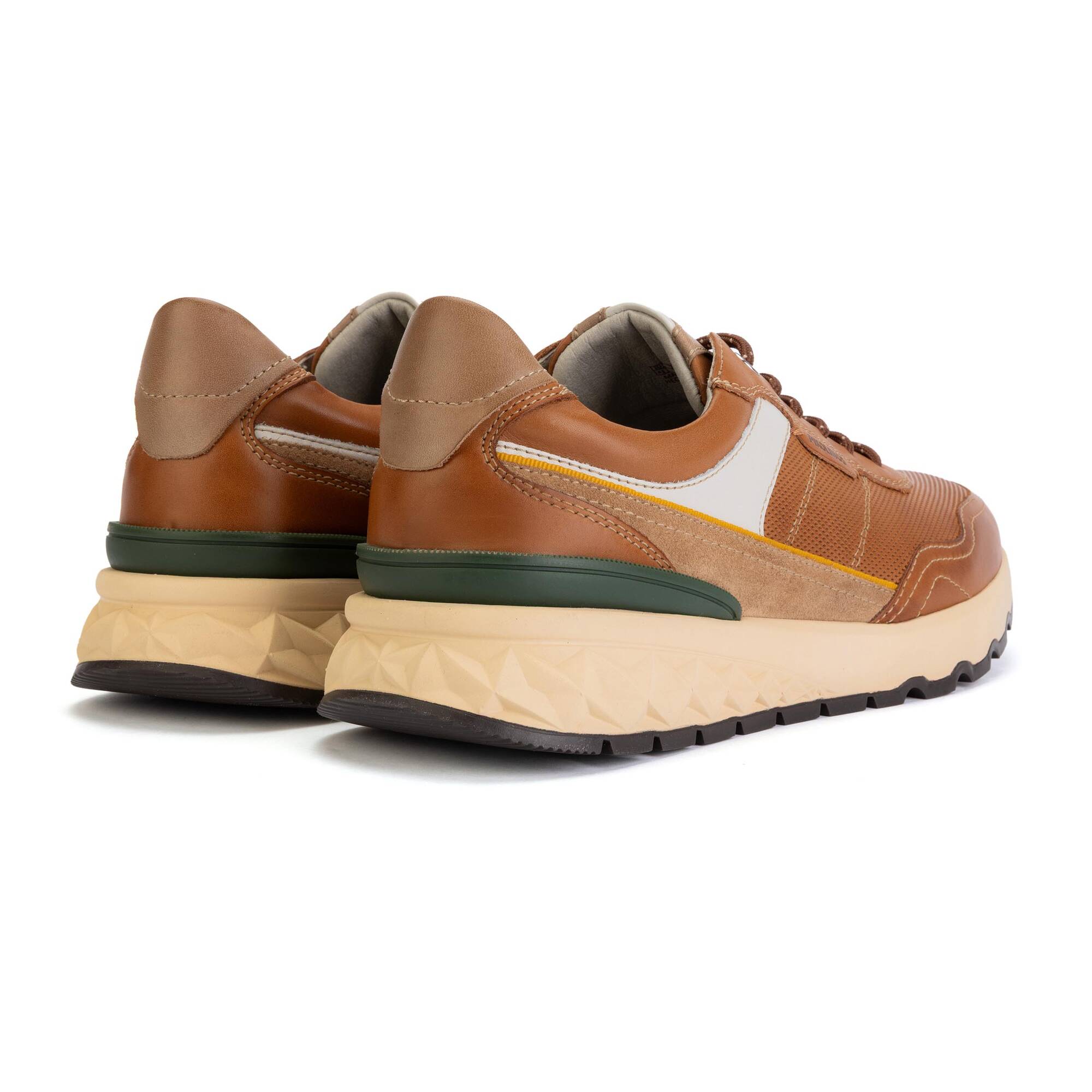 Sneakers | ARANDA M8R-6401C1, BRANDY, large image number 30-M8R-6401C1_250_Pikolinos_ARANDA_BRANDY_full.jpg | null