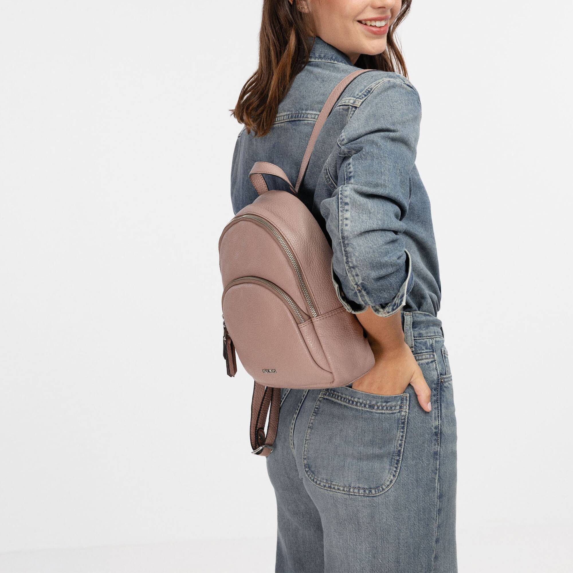 null | DURANGO WHA-786, MAUVE, large image number 90-WHA-786_620_Pikolinos_DURANGO_MAUVE_full.jpg | null