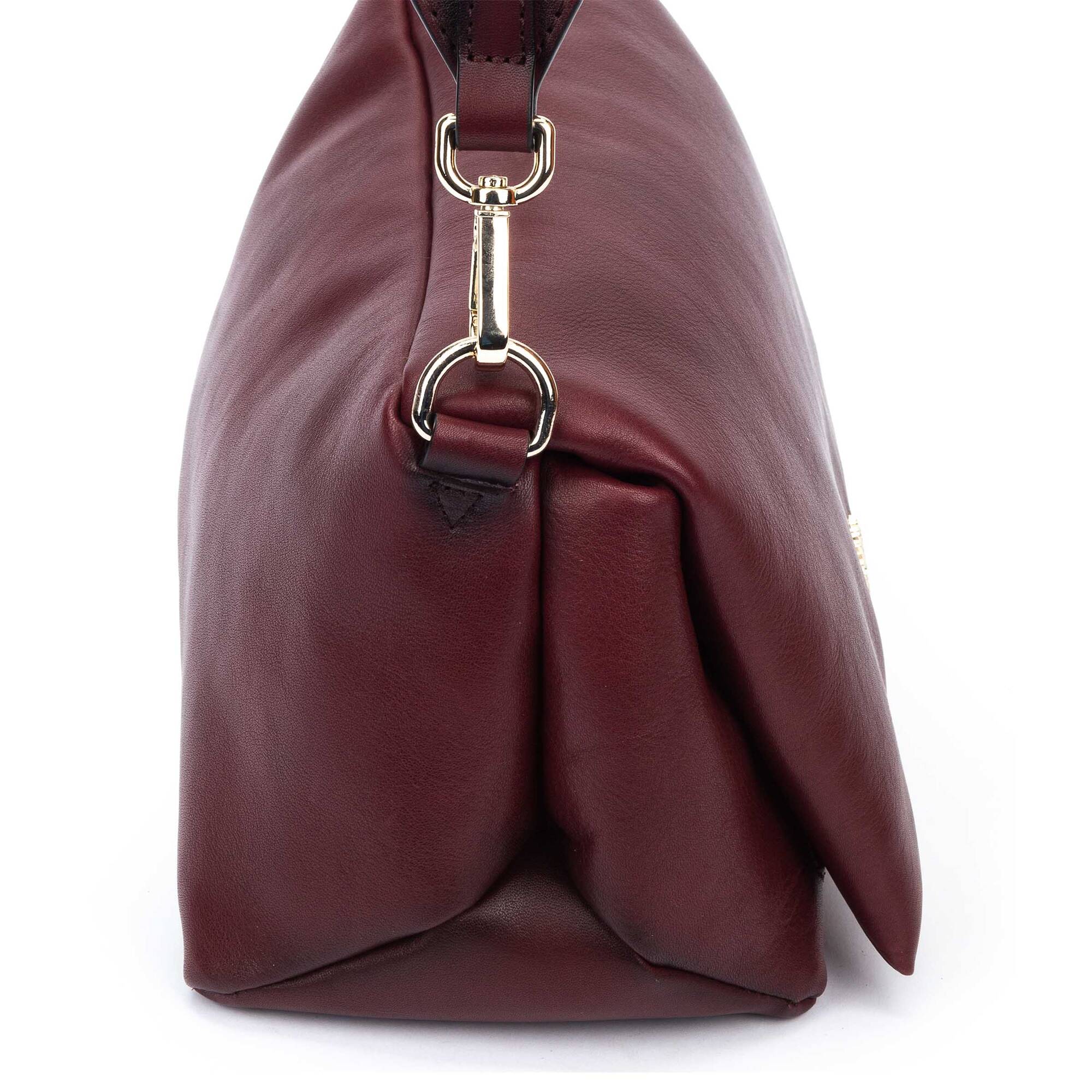 null | PAU WHA-1113C1, GARNET, large image number 60-WHA-1113C1_511_Pikolinos_PAU_GARNET_full.jpg | null